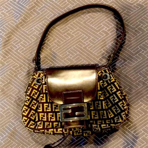 borsa fendi piccola vintage|Fendi .